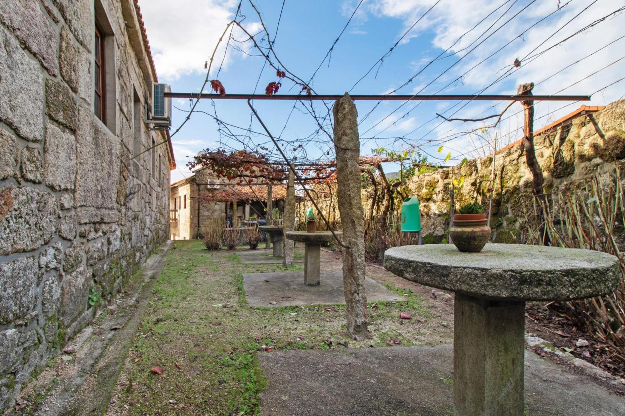 Casa Do Adro Do Soajo Villa Exterior photo